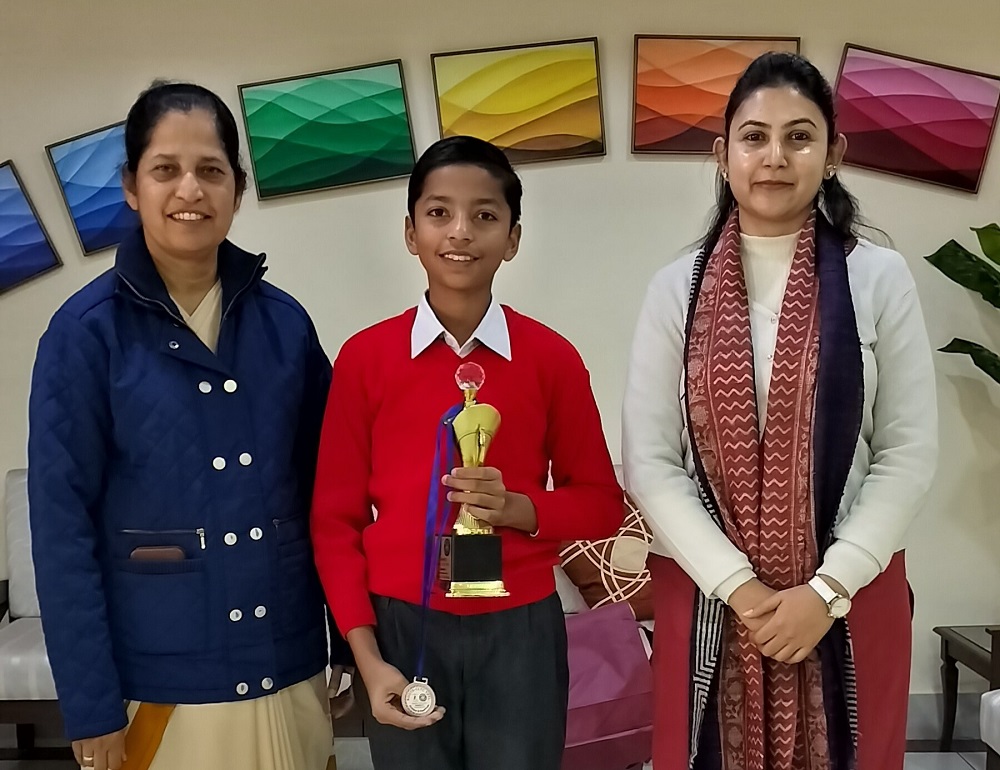 OUTSTANDING PERFORMANCE AT LAWN TENNIS TOURNAMENT